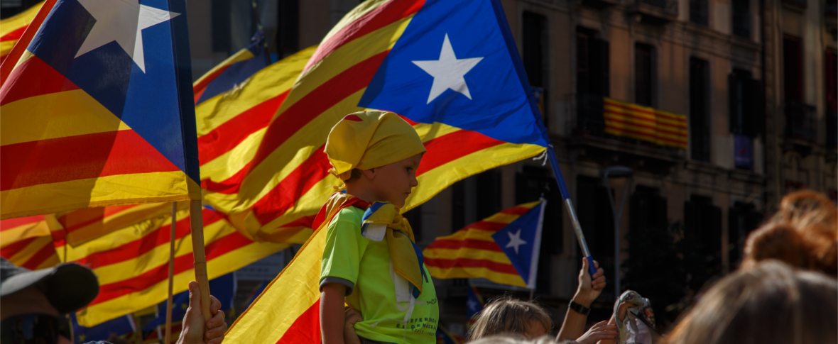 La Catalogna si dichiara indipendente