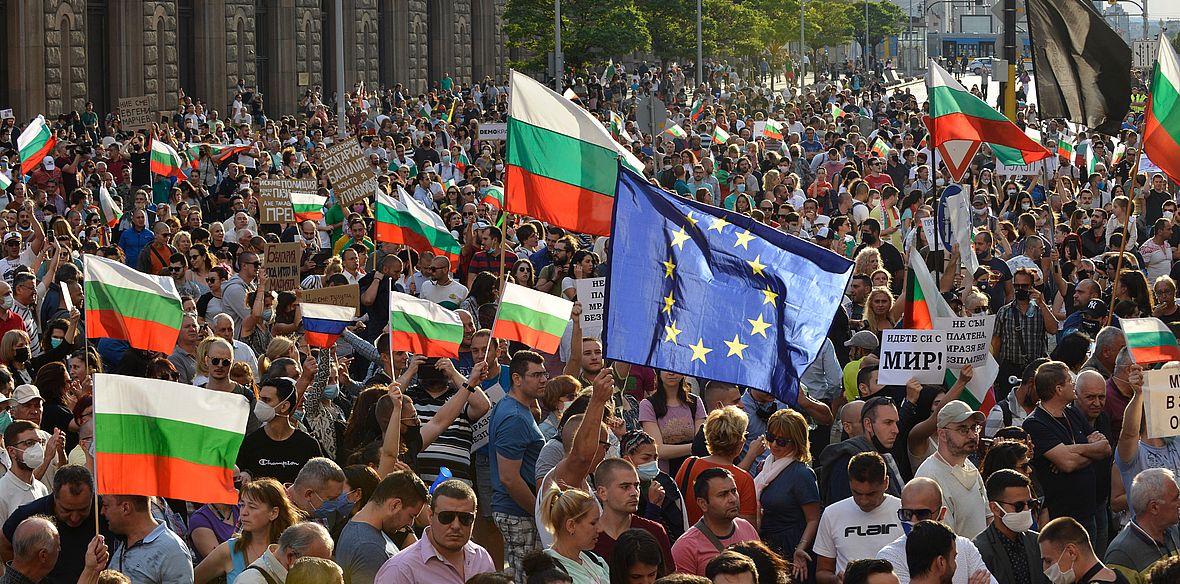Bulgaria, divampa lo scontro tra establishment e società civile