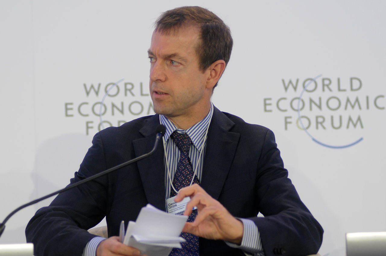 L'Italia e il futuro della governance economica europea: Intervista a Daniel Gros